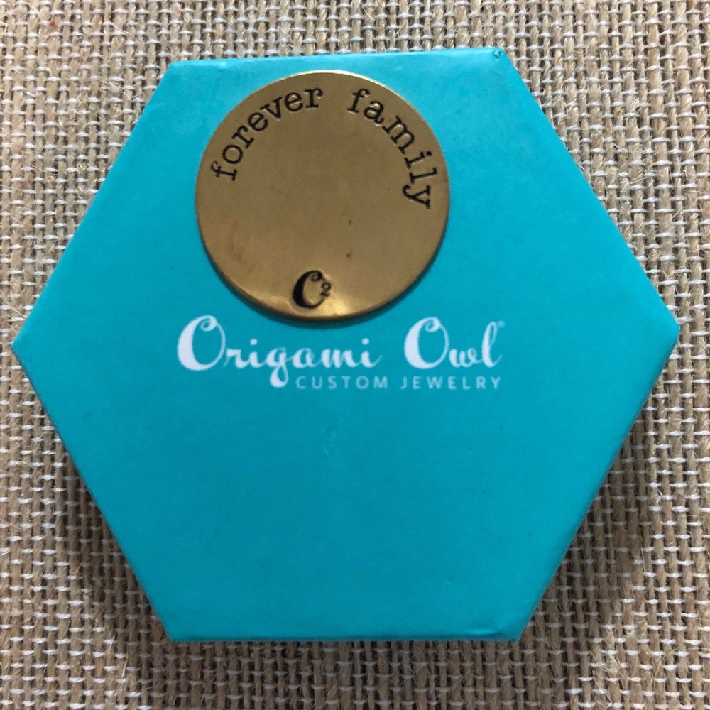 Origami Owl Large Forever Family Plate